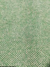 Cargar imagen en el visor de la galería, Poncho 100% lana