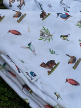 Cargar imagen en el visor de la galería, Mantitas con filtro UV Aves y mamíferos de Chile